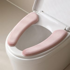 PUHA PÁRNÁZOTT WC-ÜLŐKE
